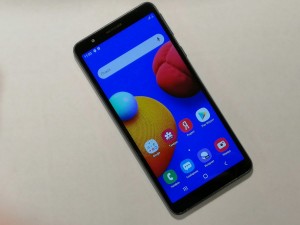 Мобильный телефон Samsung  Galaxy A01 Core 1/16GB