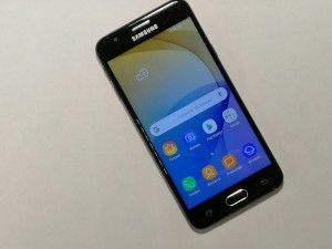 Мобильный телефон Samsung J5 Prime 2/16 Gb