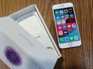 Мобильный телефон iPhone 6 64GB