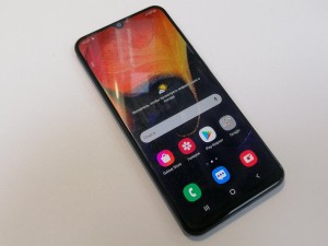 Мобильный телефон Samsung а50 4/64GB