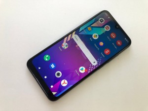 Мобильный телефон BQ 6040L Magic