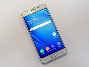 Мобильный телефон Samsung j5 2016 2/16GB