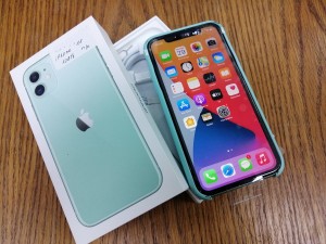 Мобильный телефон iPhone 11 128GB