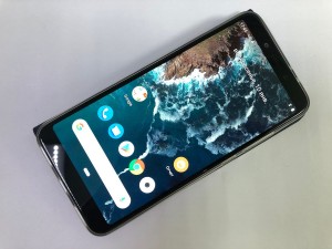 Мобильный телефон Xiaomi MI A2 4/64GB