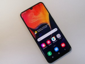 Мобильный телефон Samsung a50