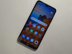 Мобильный телефон Xiaomi 8 
