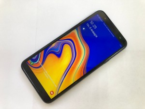 Мобильный телефон Samsung J4+