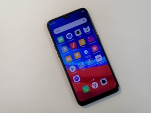 Мобильный телефон OPPO a5s