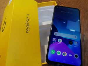 Мобильный телефон Realme 6 4/128
