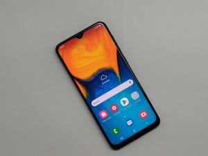 Мобильный телефон Samsung a20