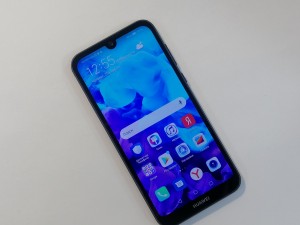 Мобильный телефон Huawei y5 2019