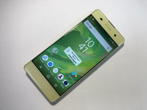 Мобильный телефон Sony Xperia XA