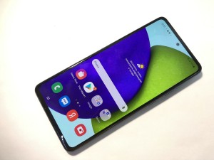 Мобильный телефон Samsung Galaxy A52
