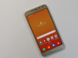 Мобильный телефон Samsung J4 3/32