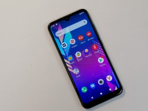 Мобильный телефон BQ-6040L NFC 32GB