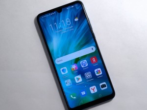 Мобильный телефон Honor 20 Lite 4/128GB