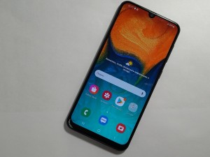 Мобильный телефон Samsung A30 4/64GB