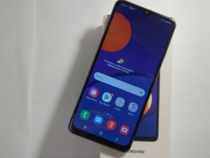 Мобильный телефон Samsung M12 4/64GB