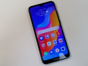 Мобильный телефон Honor 8a 3/64GB