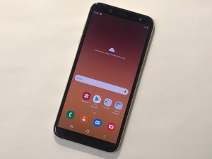 Мобильный телефон Samsung а6