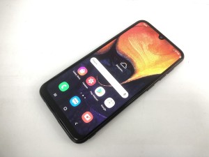 Мобильный телефон Samsung Galaxy A50 4/64GB