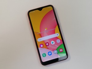 Мобильный телефон Samsung а01