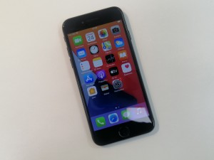 Мобильный телефон iPhone 7 32GB