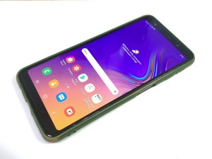 Мобильный телефон Samsung А7 4/64GB
