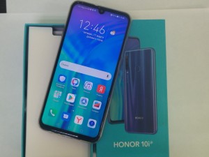 Мобильный телефон Honor 10i 128GB