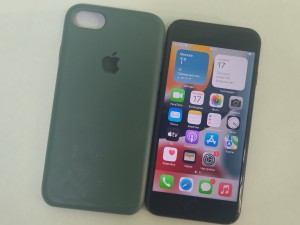 Мобильный телефон iPhone 7 32GB