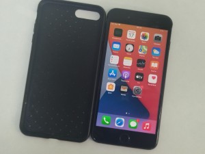 Мобильный телефон iPhone 7 plus 32GB