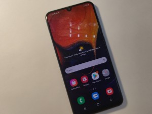 Мобильный телефон Samsung а50 4/64GB