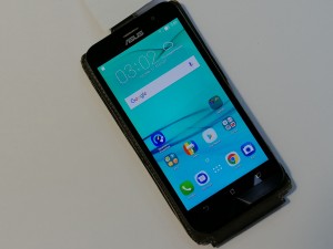 Мобильный телефон ASUS ZB500KL
