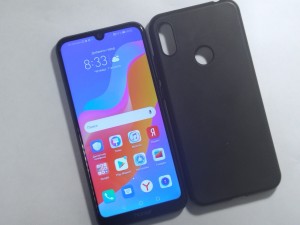 Мобильный телефон Honor 8a 2/32Gb