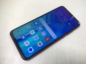 Мобильный телефон Honor 10i