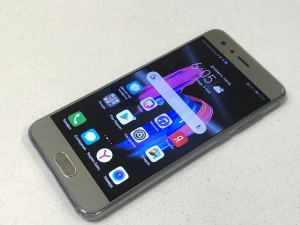 Мобильный телефон Honor 9 4/64GB