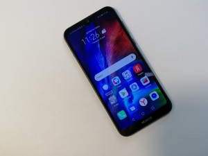 Мобильный телефон Honor 8s