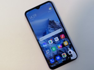 Мобильный телефон Xiaomi 9 32GB