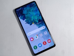 Мобильный телефон Samsung S20FE 6/128gb