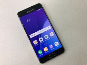 Мобильный телефон Samsung A3