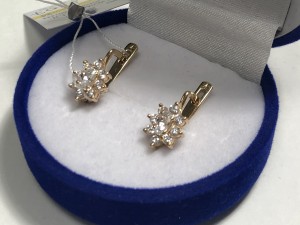 Серьги золотые