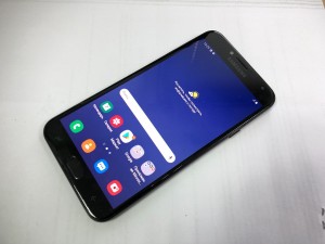 Мобильный телефон Samsung J4 3/32GB