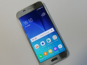 Мобильный телефон Samsung S6