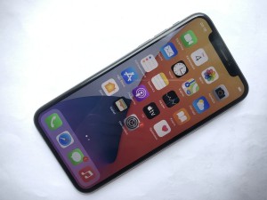 Мобильный телефон iPhone x 256GB