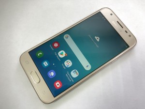 Мобильный телефон Samsung J3 2017 2/16GB