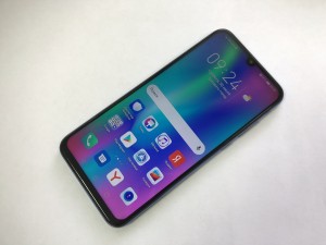 Мобильный телефон Honor 10 Lite 3/32GB