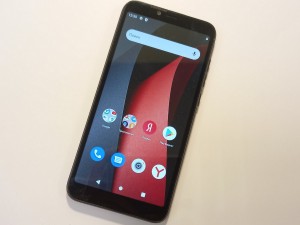 Мобильный телефон BQ-5745L 2/32GB