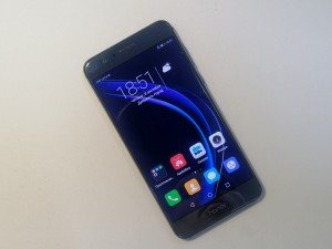 Мобильный телефон Honor 8