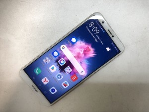 Мобильный телефон Huawei p smart 3/32GB