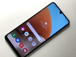 Мобильный телефон Samsung  Galaxy A32 4/128GB